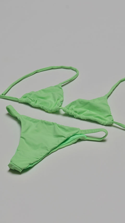 Top Cortininha Verde Lunar